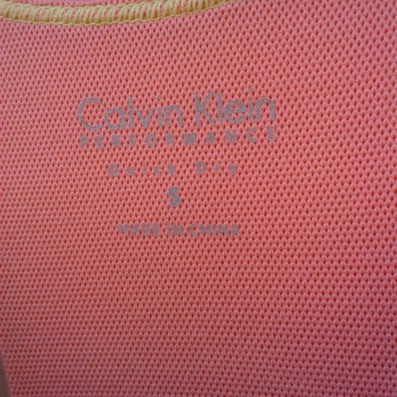 Calvin Klein Small Work Out Tank - Picture 5 of 5